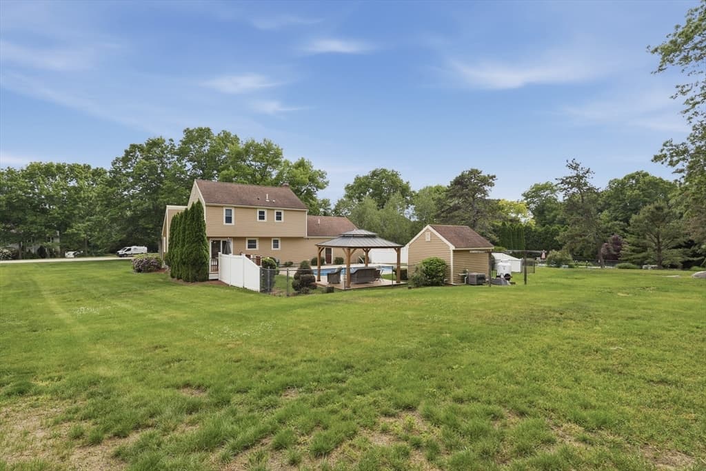 Single Family Residence at 35 Blueberry Hill, Webster MA 01570, Webster, photo 36 of 41