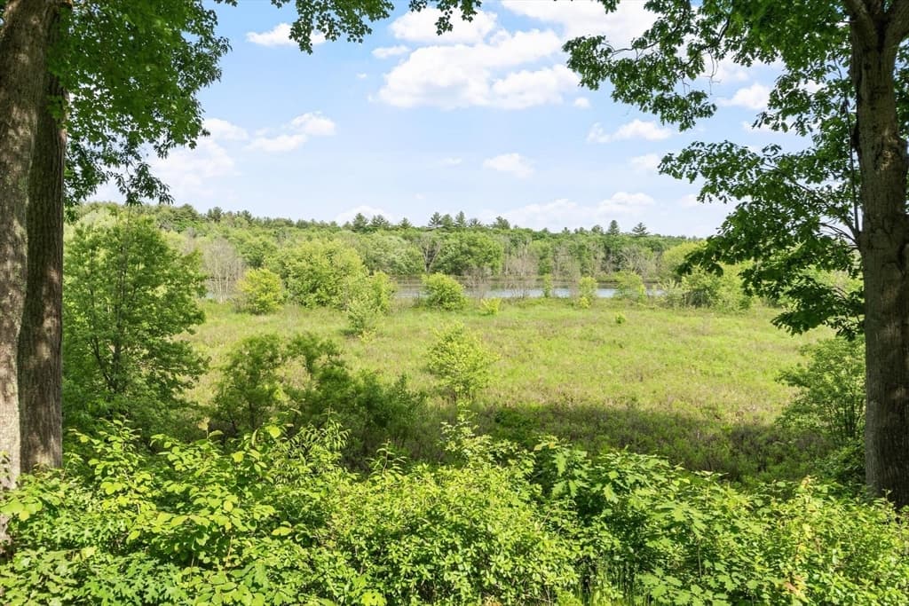389 River Road, Carlisle MA 01741 photo 2