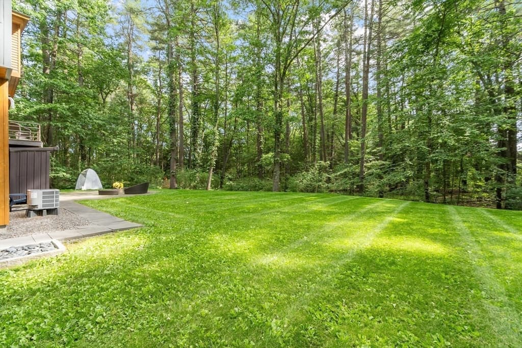 389 River Road, Carlisle MA 01741 photo 3