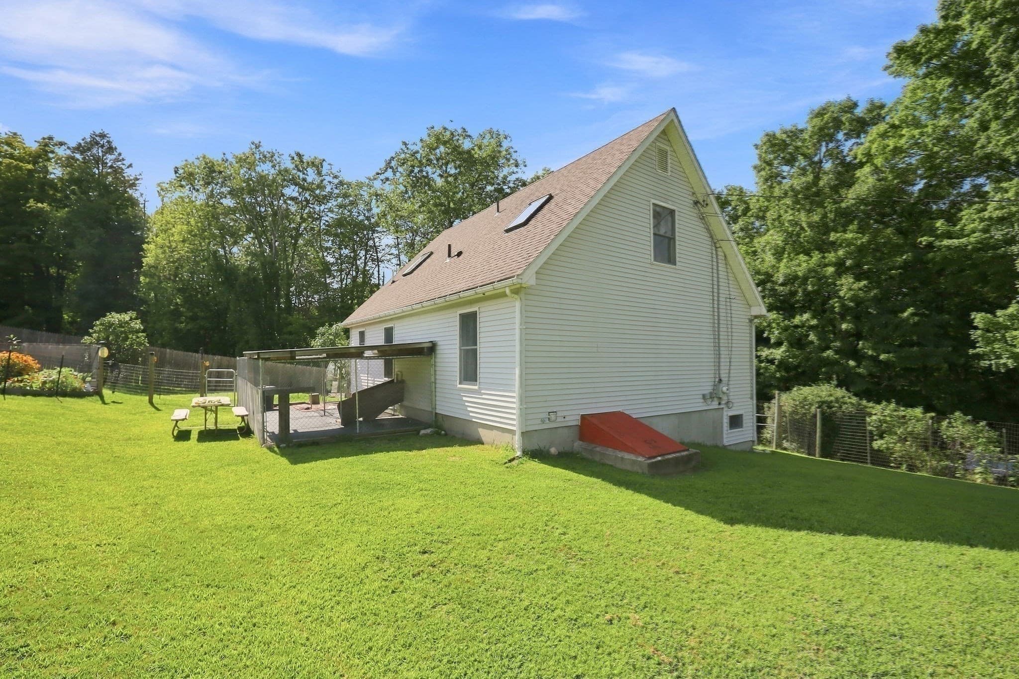 Single Family Residence at 55 Southampton Rd, Westhampton MA 01027, photo 24 of 31