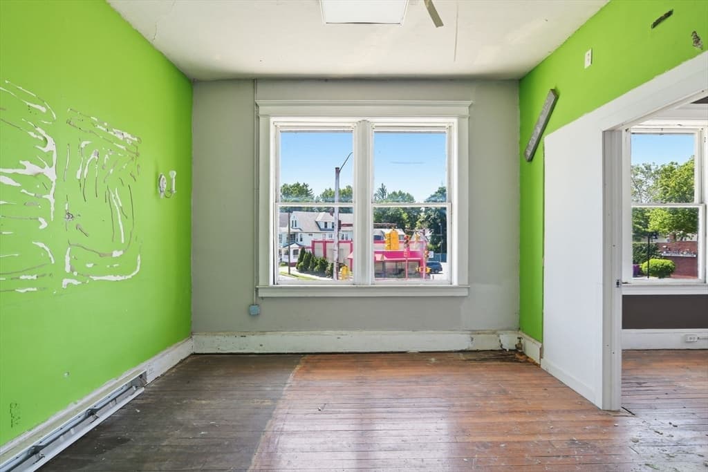 752 Sumner Ave, Springfield MA 01108 photo 18