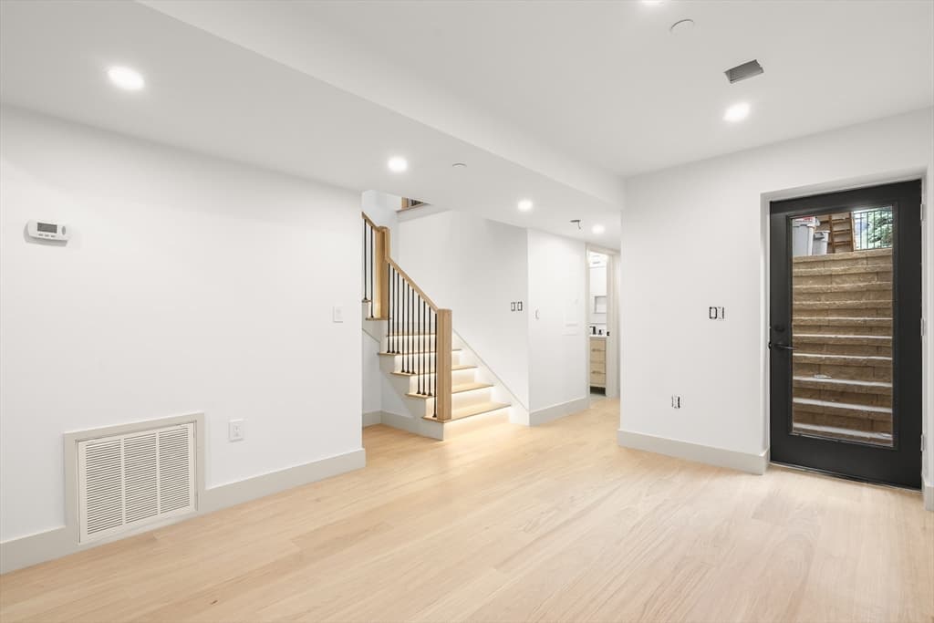 Condominium at 17 Princeton St # 1, Boston MA 02128, Boston, photo 13 of 23
