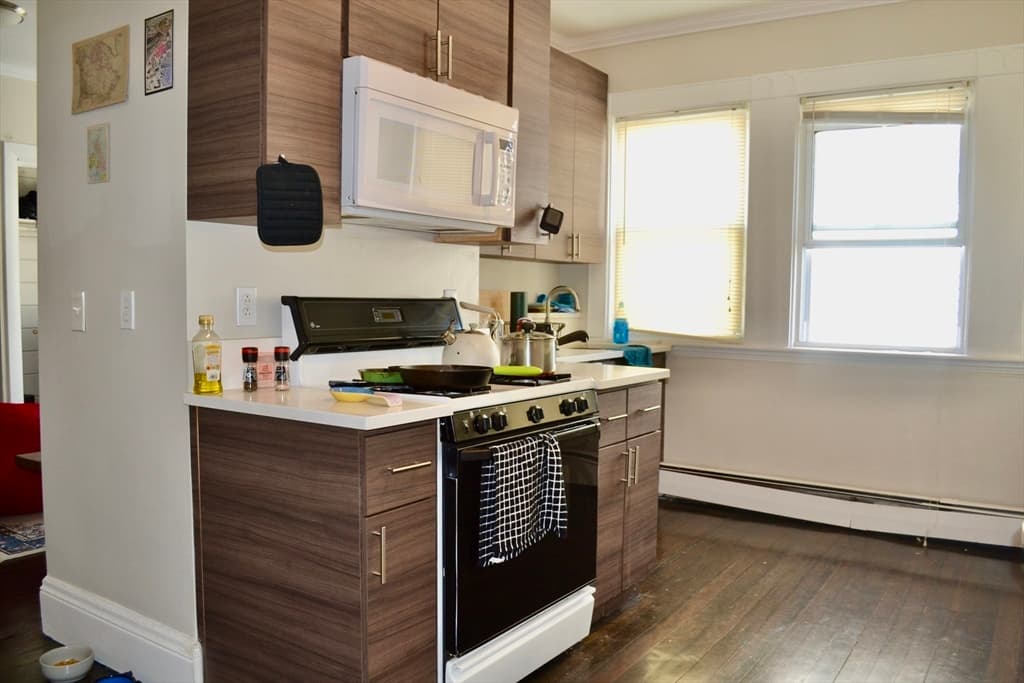 237 Highland Ave, Somerville MA 02143 photo 2