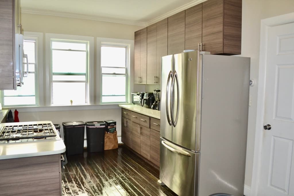 237 Highland Ave, Somerville MA 02143 photo 12