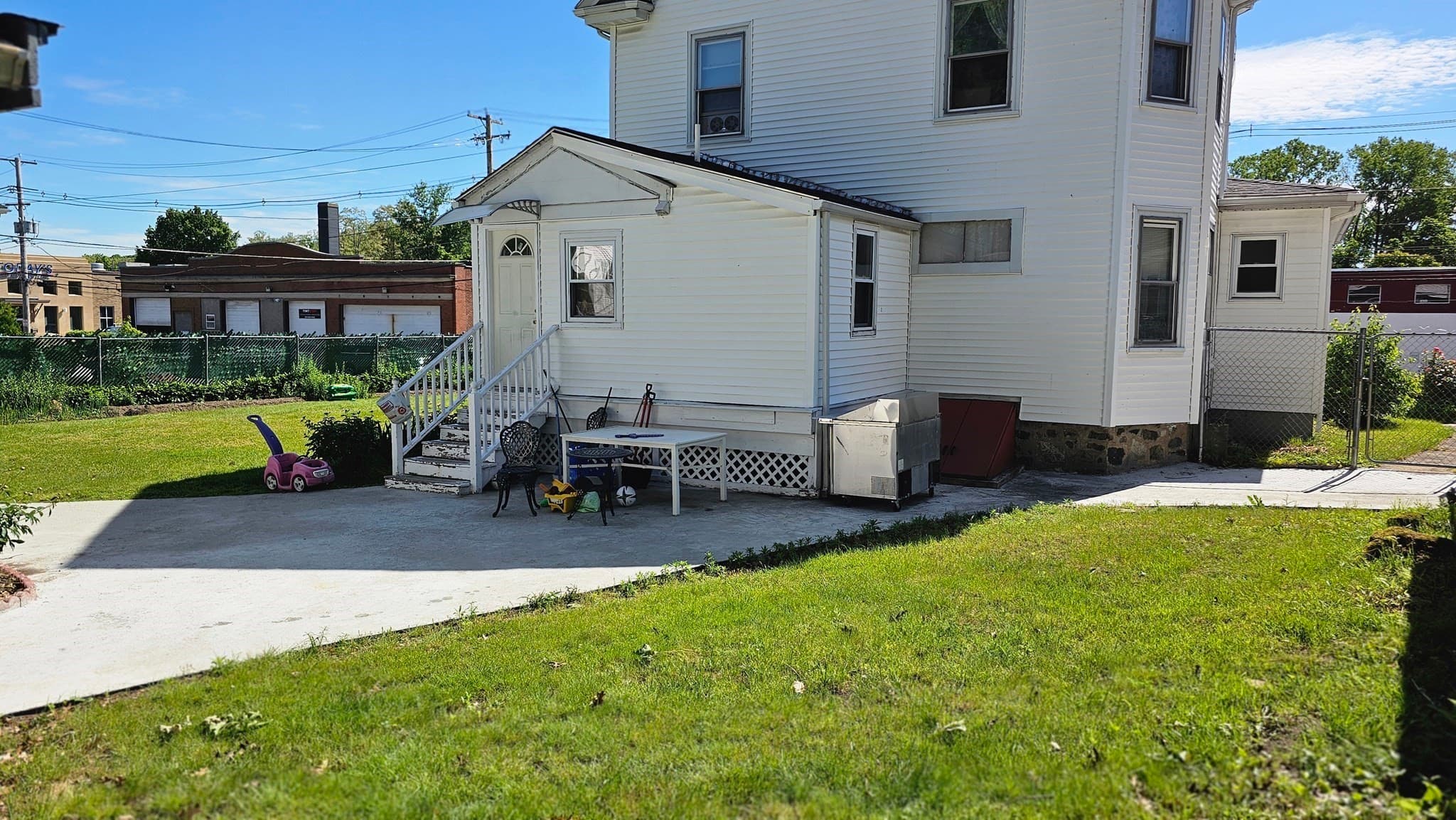 Single Family Residence at 350 Washington St, Malden MA 02148, photo 2 of 16