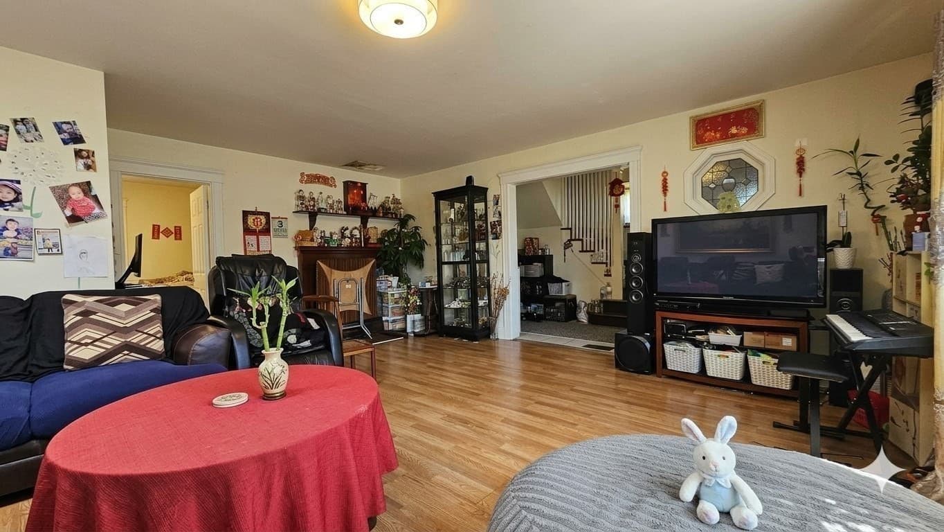 Single Family Residence at 350 Washington St, Malden MA 02148, photo 9 of 16