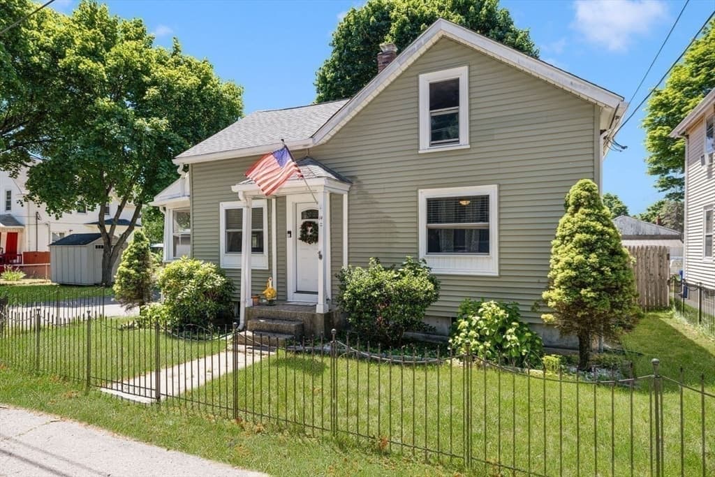 14 Sibley, Attleboro MA 02703