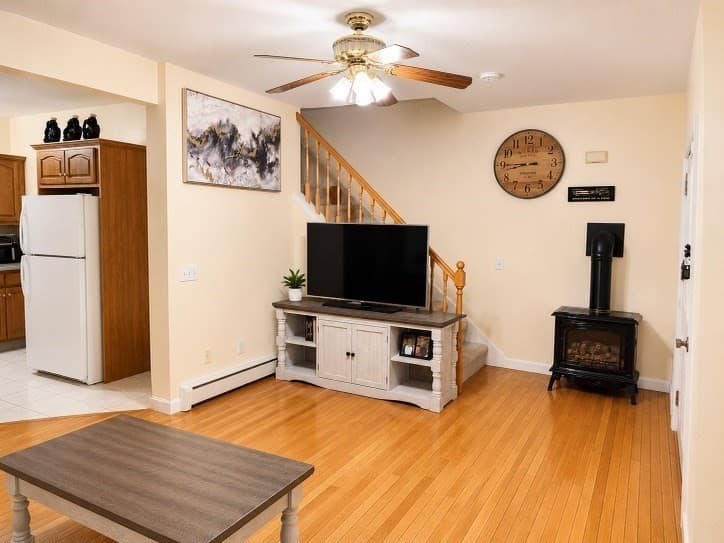 Single Family Residence at 103 Tucker St, Fall River MA 02724, photo 12 of 26