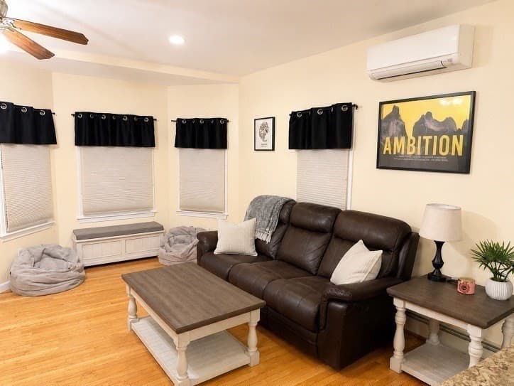 Single Family Residence at 103 Tucker St, Fall River MA 02724, photo 11 of 26