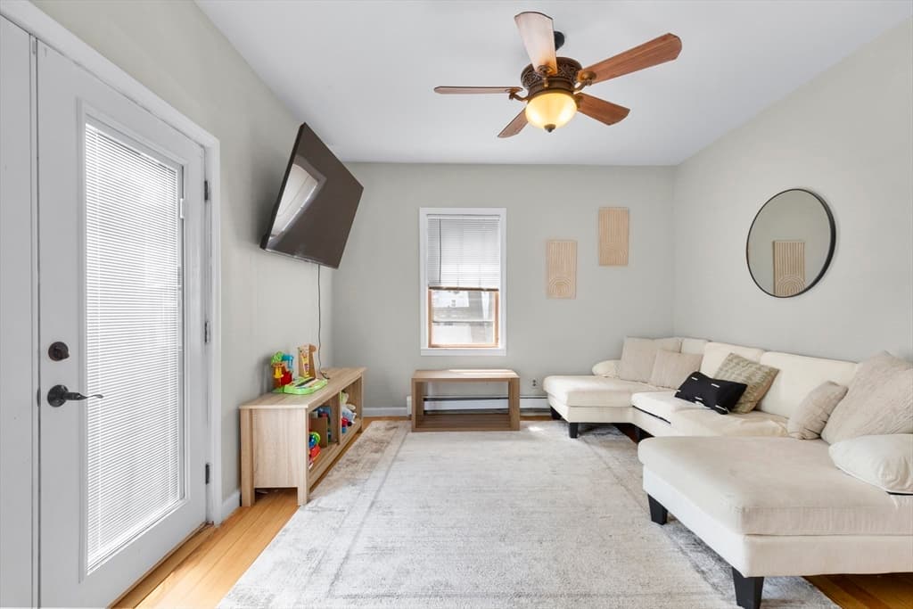 Single Family Residence at 6 Parkin Ct, Taunton MA 02780, photo 12 of 33