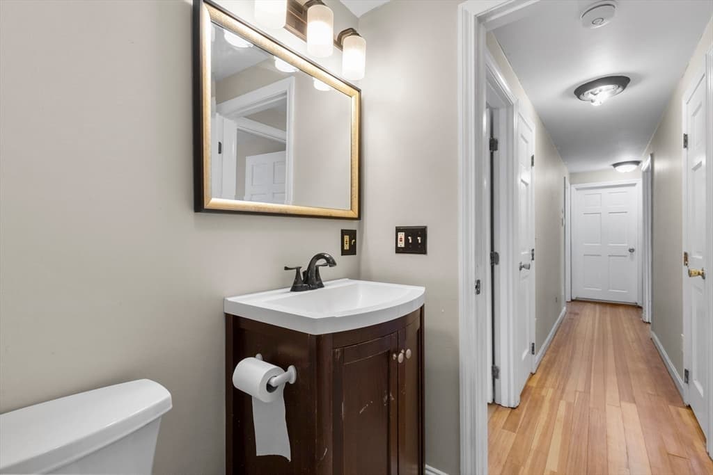Single Family Residence at 6 Parkin Ct, Taunton MA 02780, photo 24 of 33