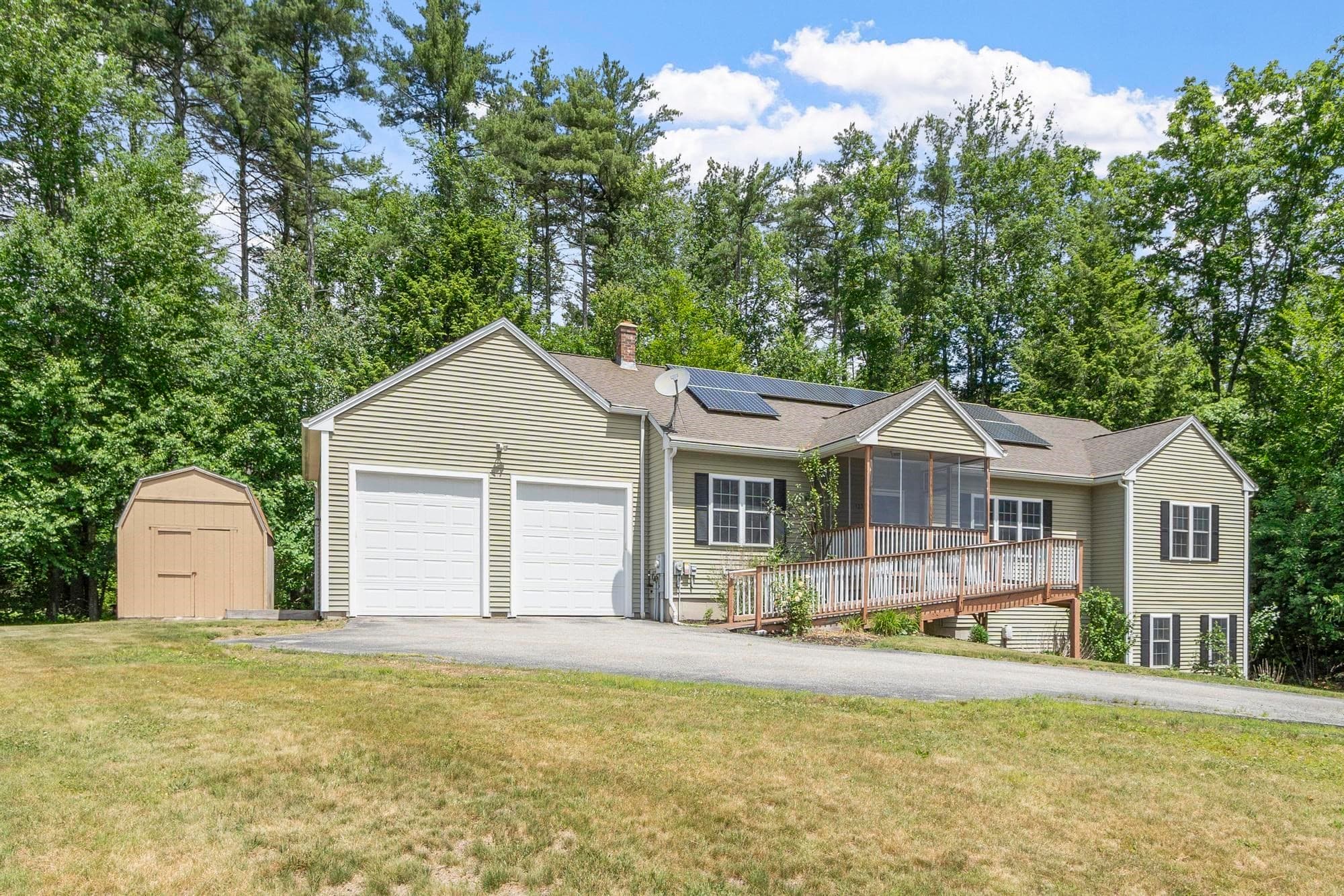 Single Family Residence at 123 Laitinen Dr, Gardner MA 01440, Gardner, photo 4 of 42