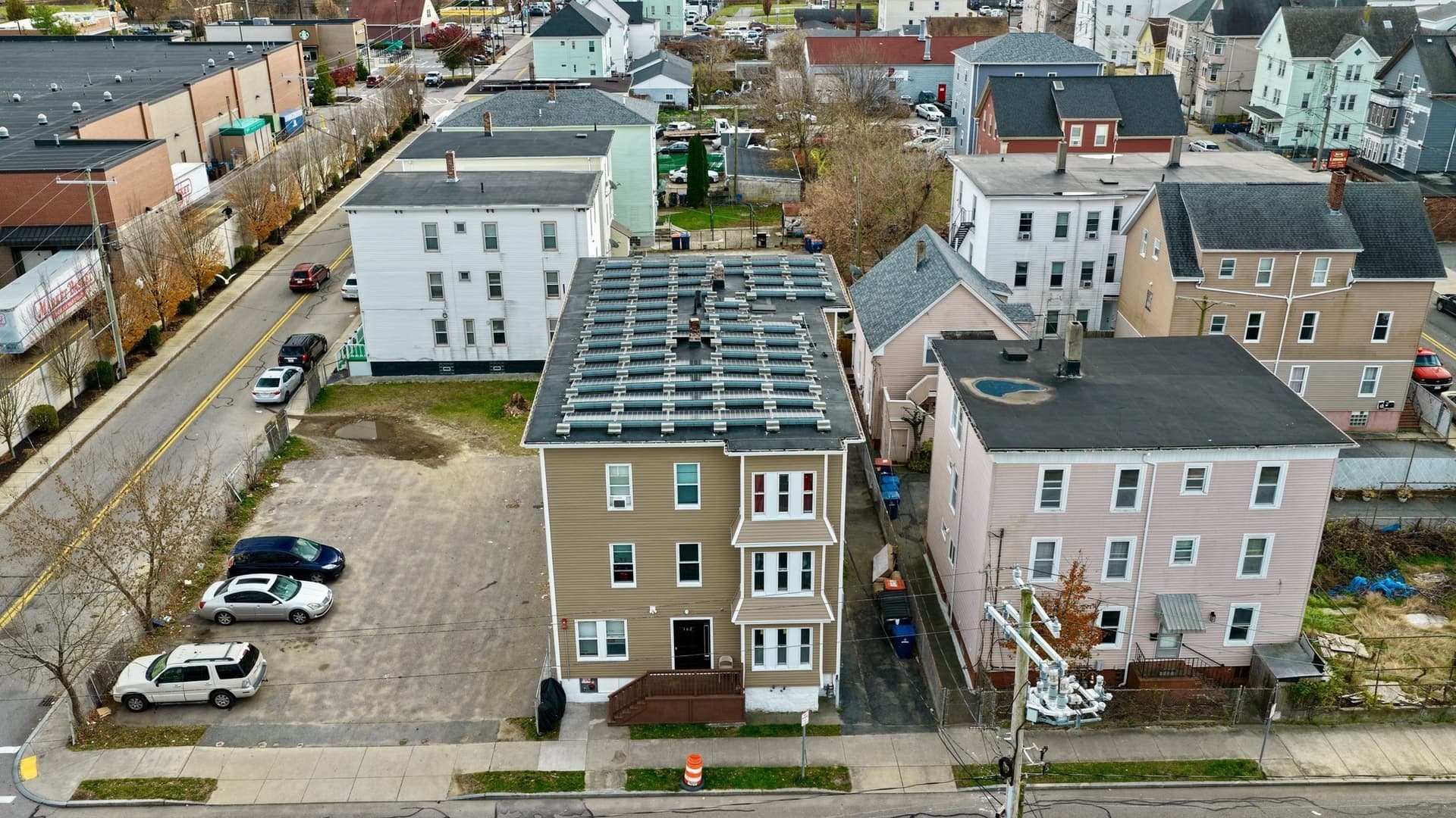 5+ Family - Rooming House at 162 Sawyer St, New Bedford MA 02746