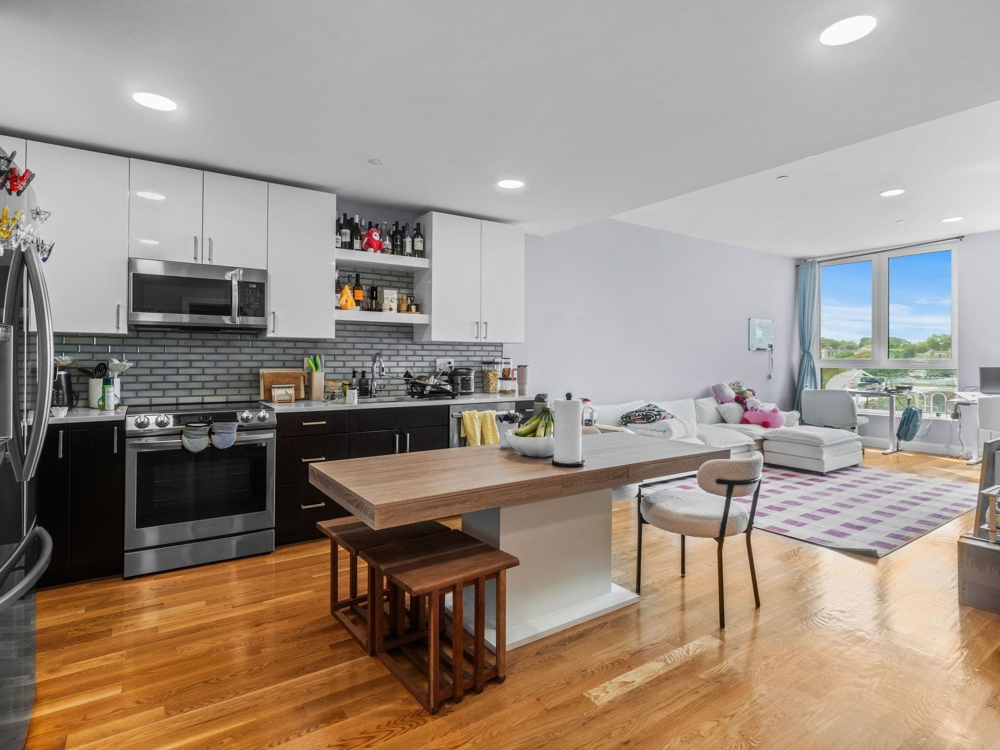 Condominium at 10 Taber Street # 603, Boston MA 02119, Boston, photo 5 of 13