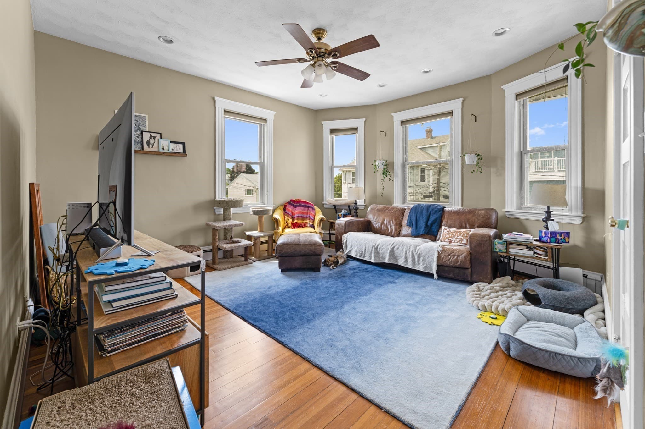 Multi Family at 14 Columbia Rd, Wakefield MA 01880, Wakefield, photo 3 of 23