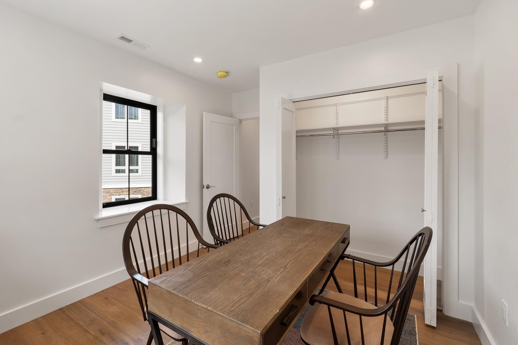 Condominium at 225 Middlesex Turnpike # 107, Burlington MA 01803, Burlington, photo 32 of 42
