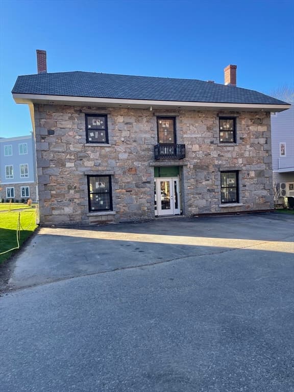 225 Middlesex Turnpike # 107, Burlington MA 01803