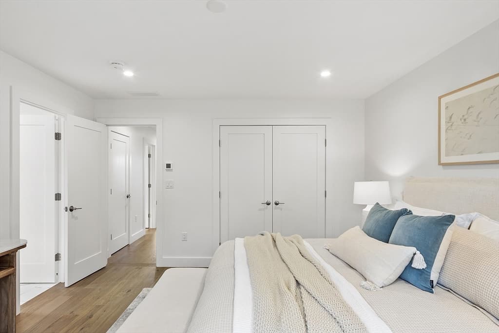 Condominium at 225 Middlesex Turnpike # 107, Burlington MA 01803, Burlington, photo 19 of 23