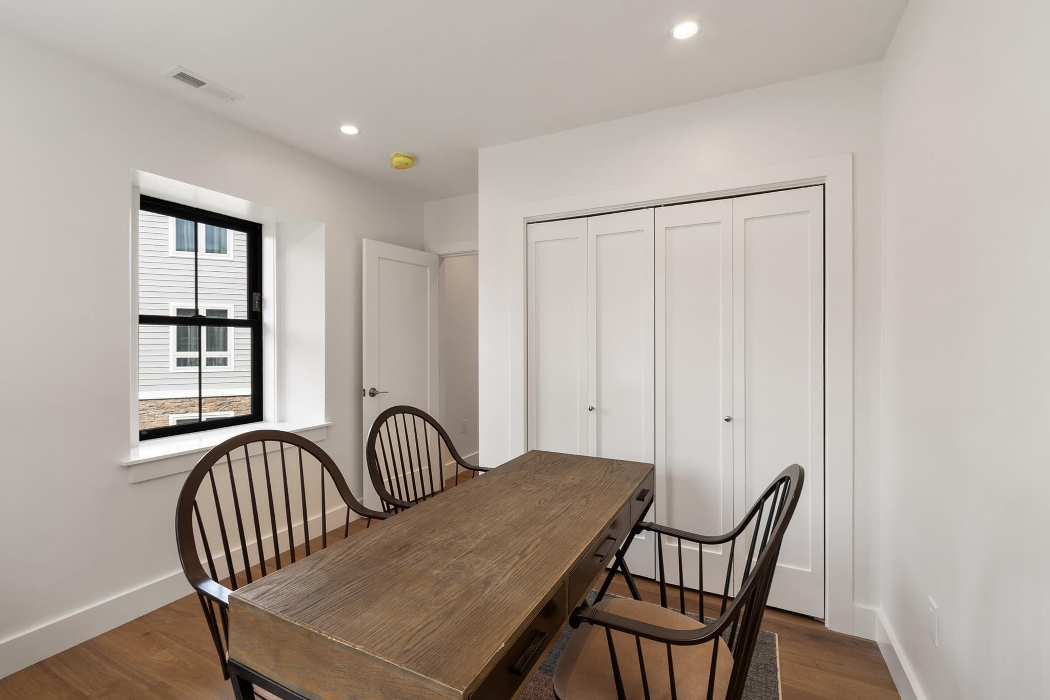 Condominium at 225 Middlesex Turnpike # 107, Burlington MA 01803, Burlington, photo 31 of 42