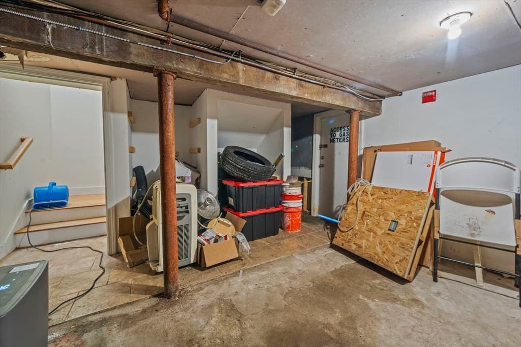 682 Broadway, Chelsea MA 02150 photo 14