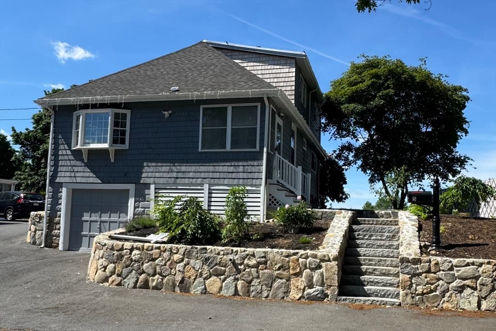 Single Family Residence at 5 High St, Saugus MA 01906, photo 2 of 35