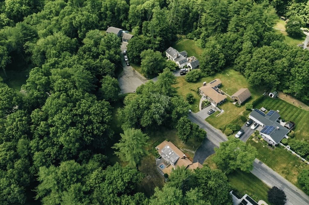 Single Family Residence at 18 Forrest Road, Topsfield MA 01983, Topsfield, photo 8 of 38