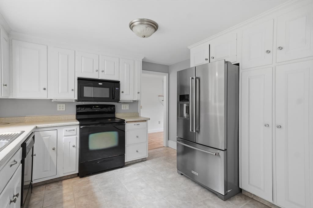 Single Family Residence at 18 Forrest Road, Topsfield MA 01983, Topsfield, photo 21 of 38