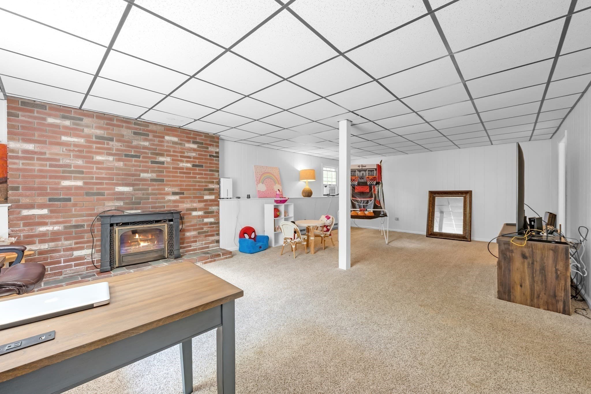 Single Family Residence at 27 Hillside Dr, Sturbridge MA 01566, photo 17 of 37