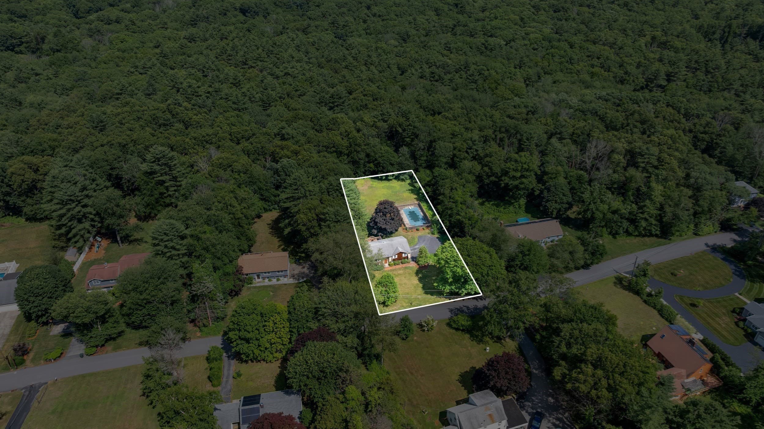 Single Family Residence at 27 Hillside Dr, Sturbridge MA 01566, photo 34 of 37