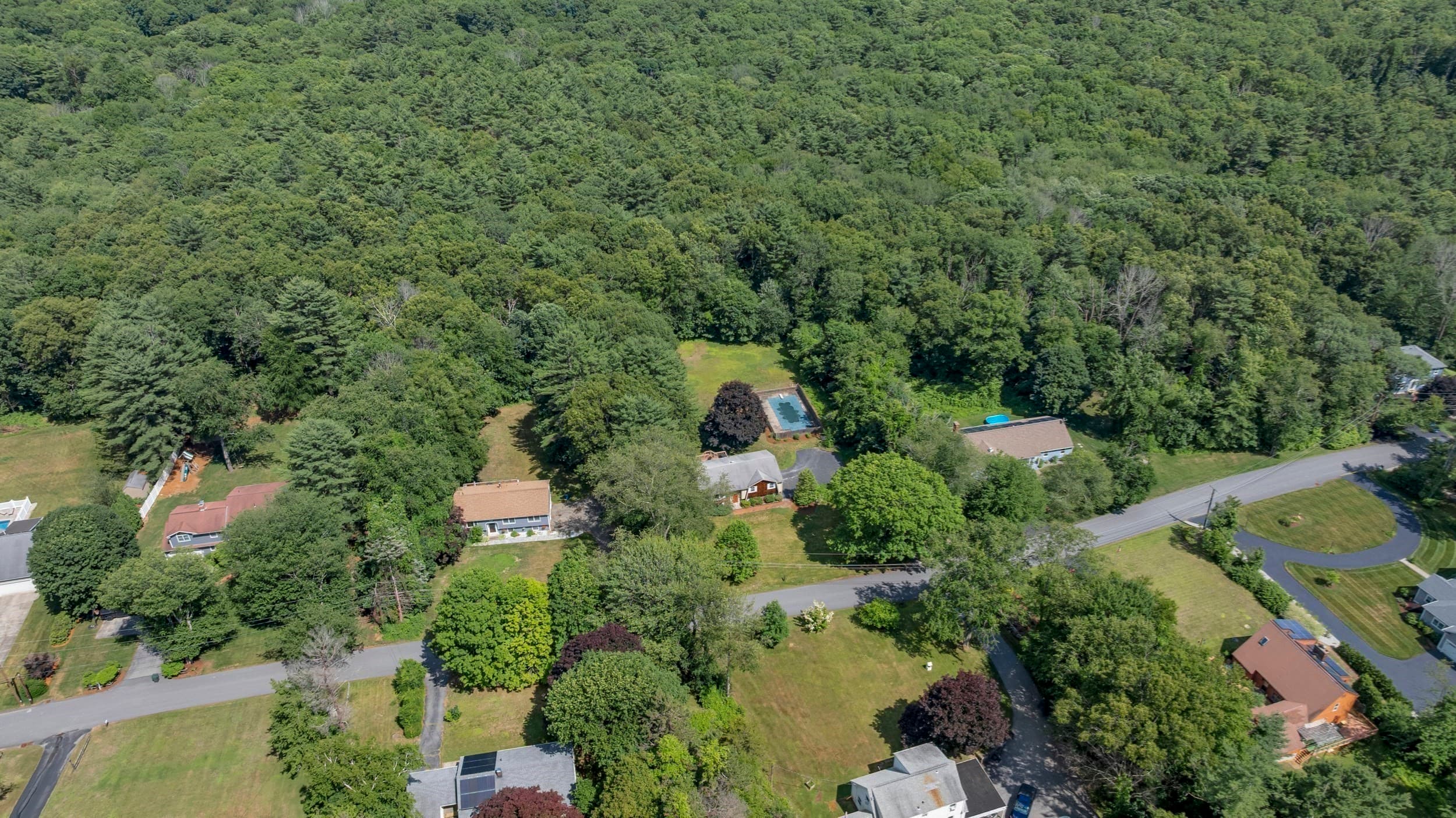 Single Family Residence at 27 Hillside Dr, Sturbridge MA 01566, photo 33 of 37