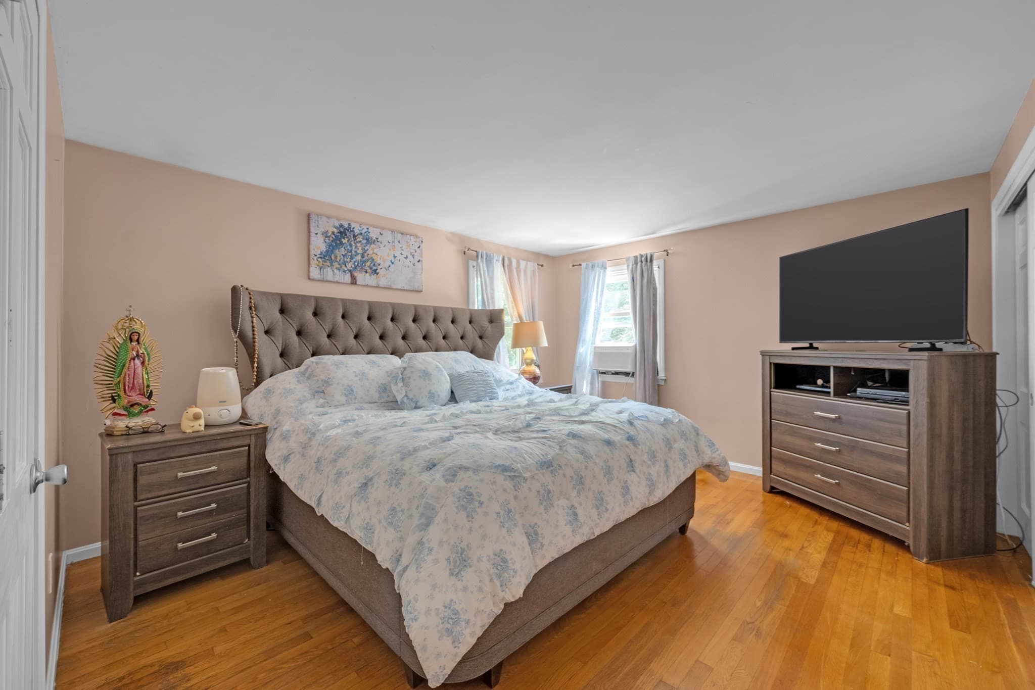 Single Family Residence at 27 Hillside Dr, Sturbridge MA 01566, photo 11 of 37