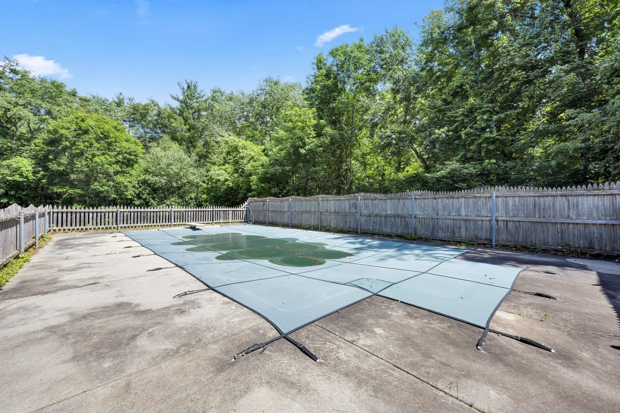 Single Family Residence at 27 Hillside Dr, Sturbridge MA 01566, photo 25 of 37