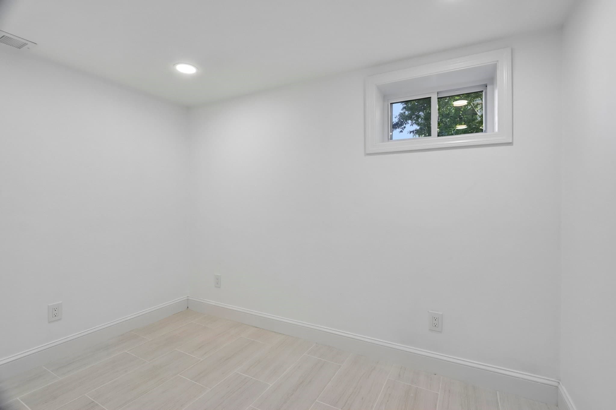 Condominium at 29 Coleman Rd # A, Arlington MA 02476, Arlington, photo 23 of 33