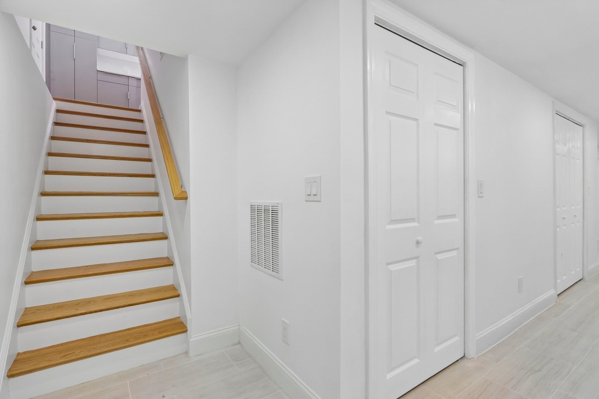 Condominium at 29 Coleman Rd # A, Arlington MA 02476, Arlington, photo 17 of 33