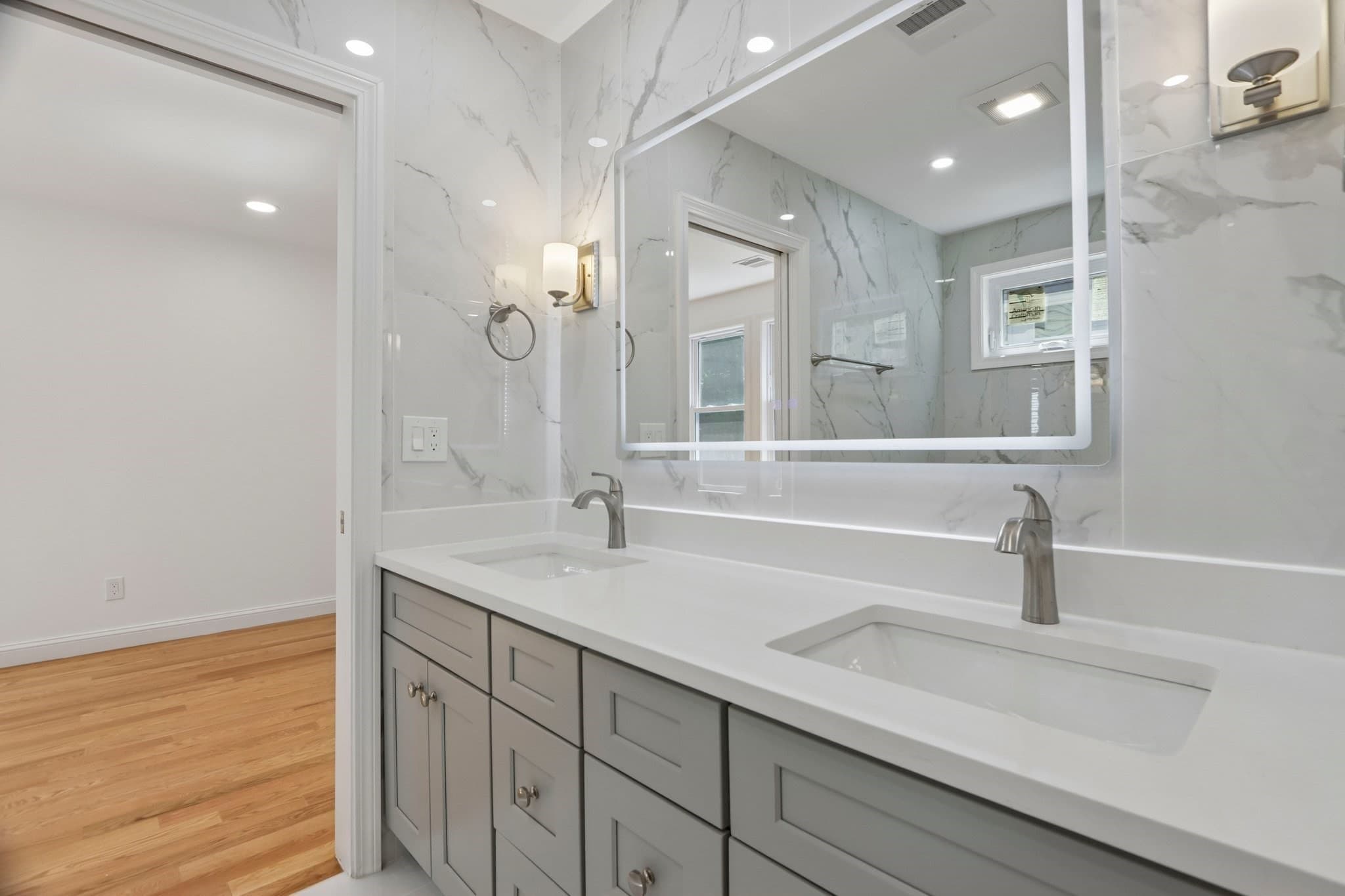 Condominium at 29 Coleman Rd # A, Arlington MA 02476, Arlington, photo 14 of 33