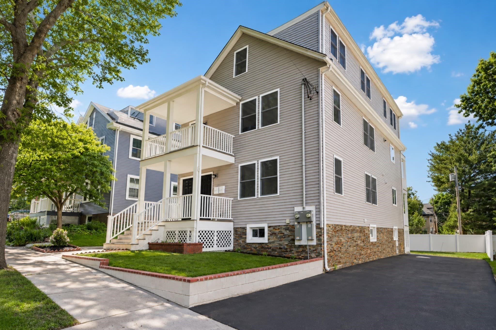 Condominium at 29 Coleman Rd # A, Arlington MA 02476, Arlington, photo 4 of 33
