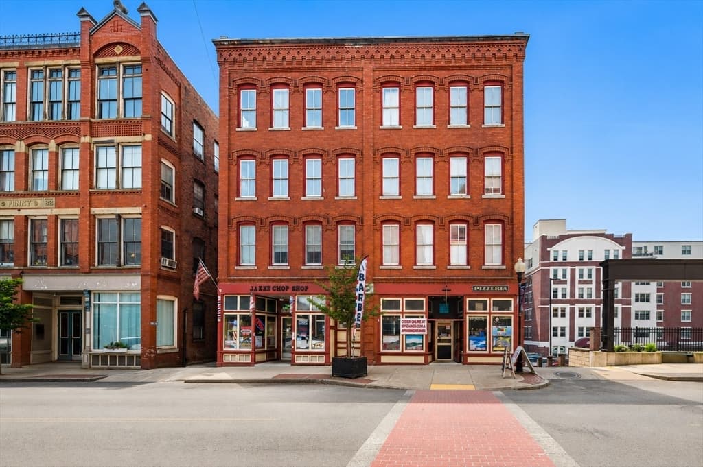 Condominium at 62 Washington St # 9, Haverhill MA 01832, Haverhill