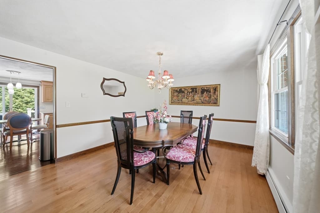 Single Family Residence at 9 Sparhawk Dr, Burlington MA 01803, Burlington, photo 17 of 42