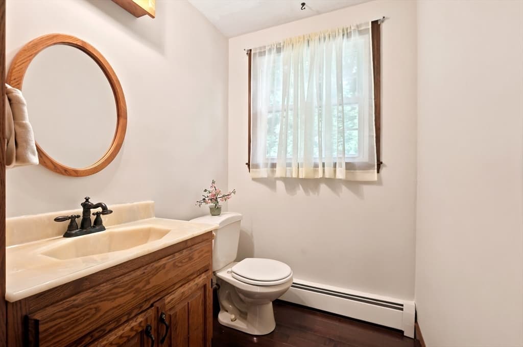 Single Family Residence at 9 Sparhawk Dr, Burlington MA 01803, Burlington, photo 37 of 42