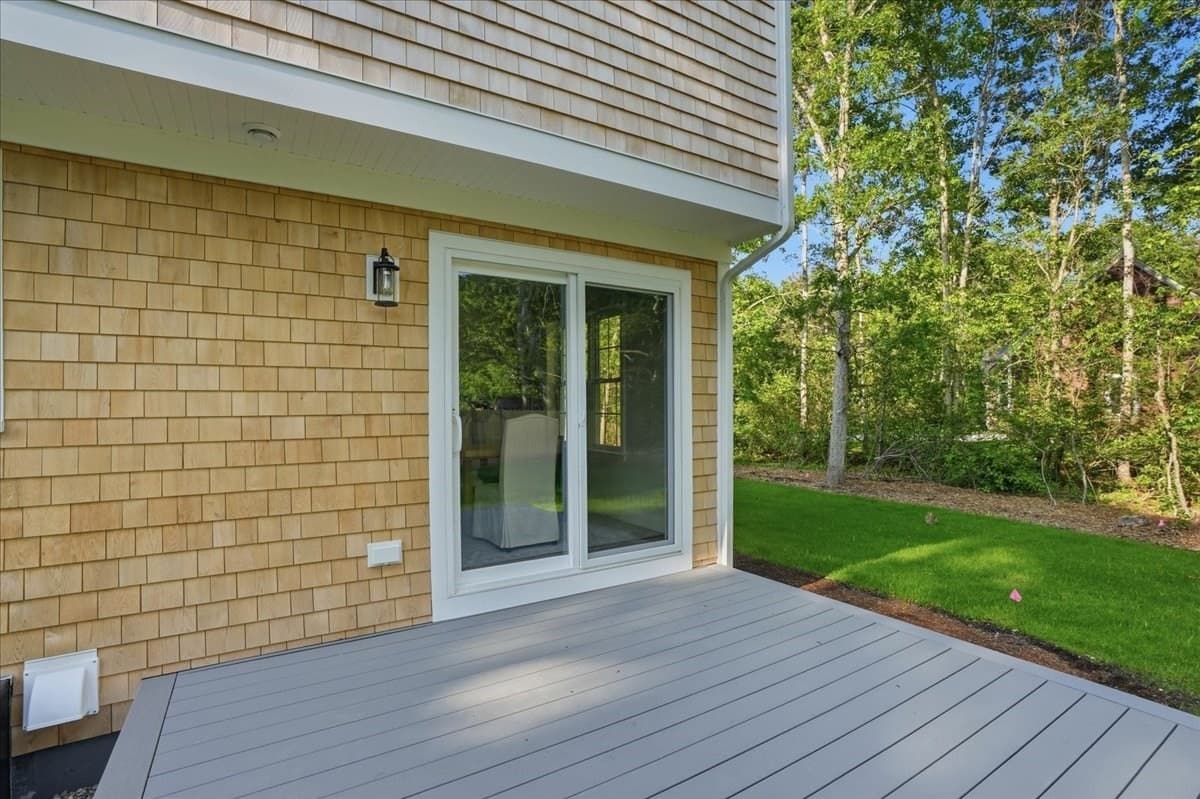 Single Family Residence at 41 Avalon Dr, Falmouth MA 02536, photo 11 of 36