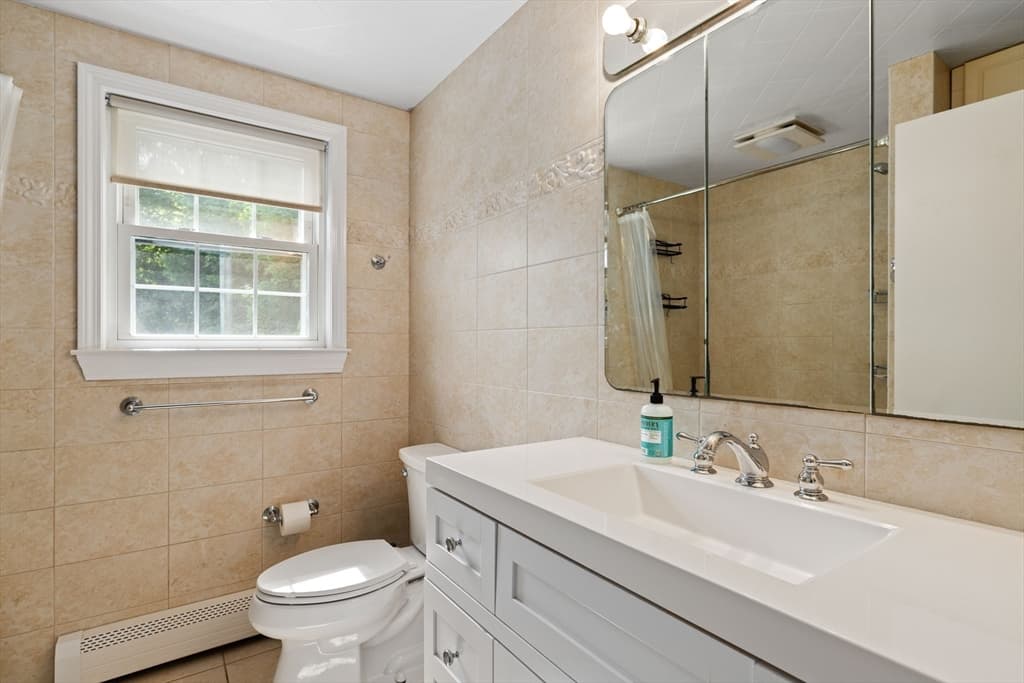 Single Family Residence at 17 Duggan Ln, Milton MA 02186, Milton, photo 20 of 34