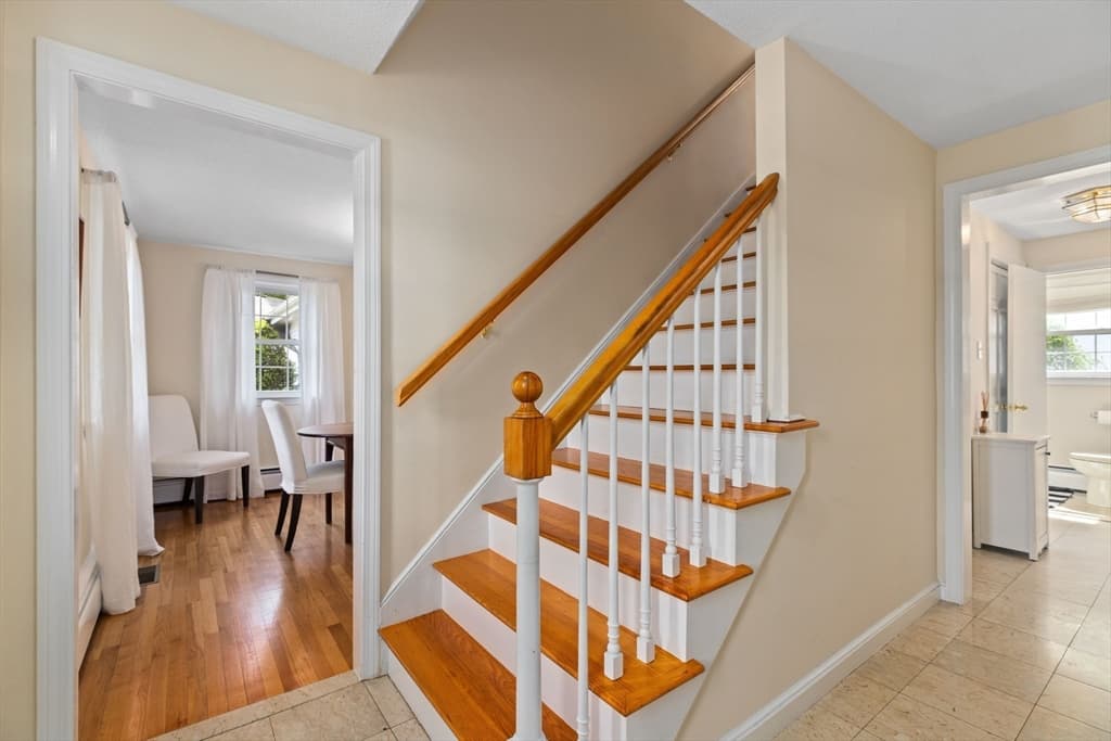Single Family Residence at 17 Duggan Ln, Milton MA 02186, Milton, photo 9 of 34