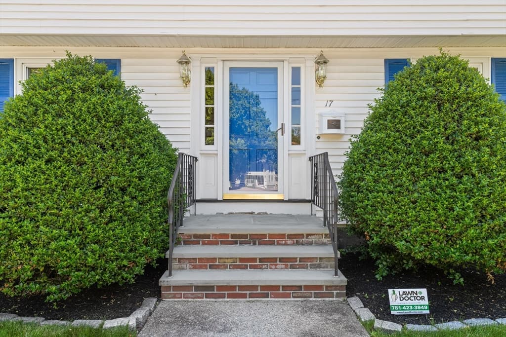 Single Family Residence at 17 Duggan Ln, Milton MA 02186, Milton, photo 33 of 34