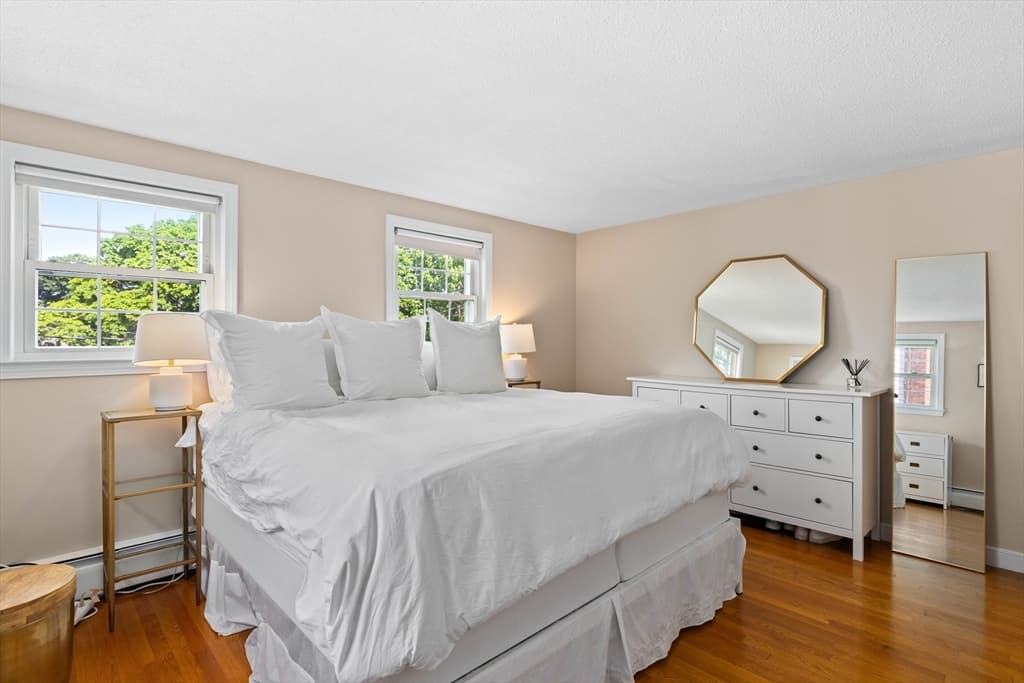 Single Family Residence at 17 Duggan Ln, Milton MA 02186, Milton, photo 18 of 34