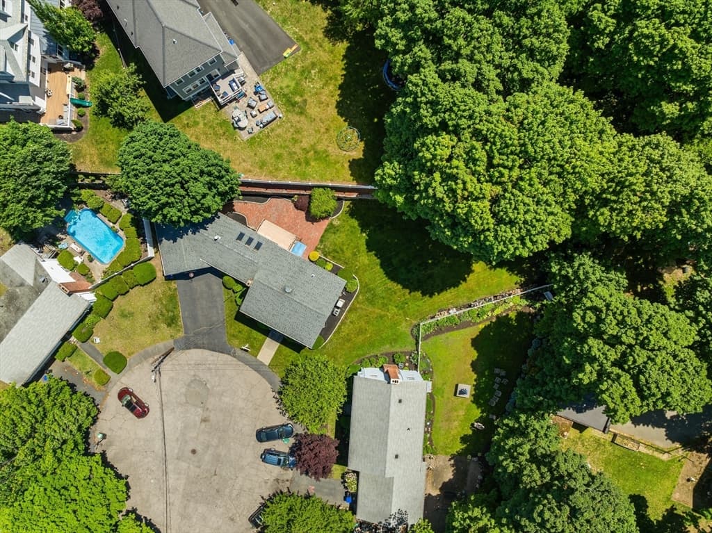 Single Family Residence at 17 Duggan Ln, Milton MA 02186, Milton, photo 29 of 34