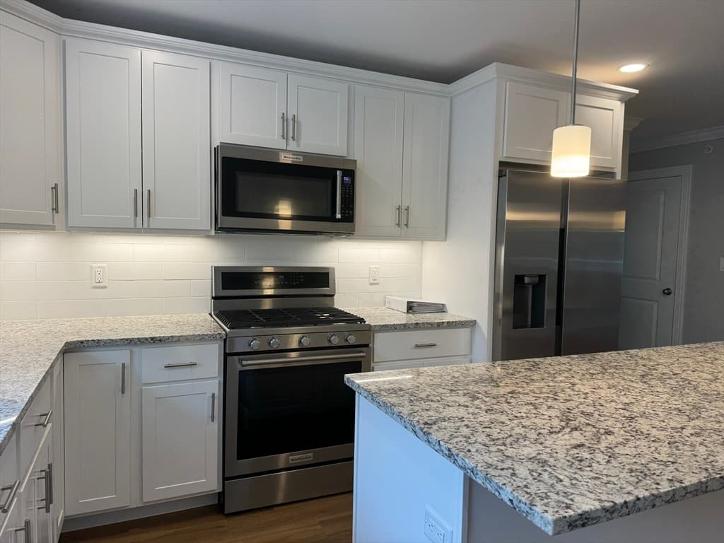 Condominium at 165 Cambridge Rd # 17, Woburn MA 01801, photo 5 of 25