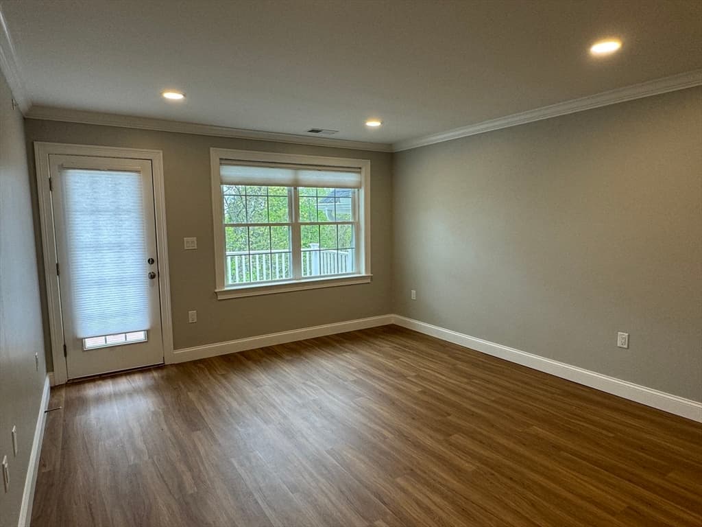 Condominium at 165 Cambridge Rd # 17, Woburn MA 01801, photo 9 of 25
