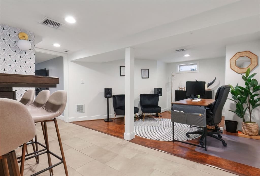 Single Family Residence at 169 Grove St, Melrose MA 02176, photo 27 of 41