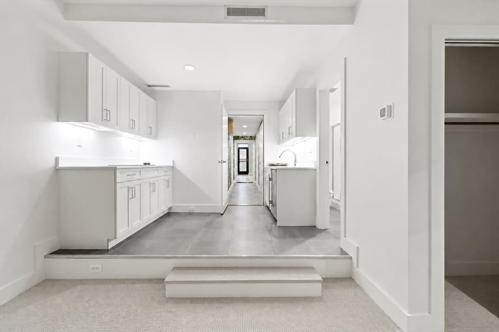 122 Marlborough Street, Boston MA 02116 photo 32