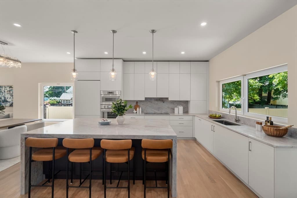 58 Bontempo Rd, Newton MA 02459 photo 9